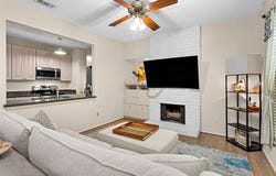 1881 Bering Drive, Houston, TX 77057