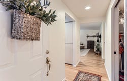 48 EAGLE CREST DR, Lake Oswego, OR 97035