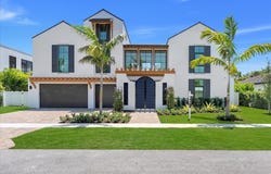 880 NE 3rd Avenue, Boca Raton, FL 33432
