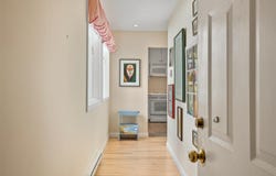 8 Arlington Avenue, Kennebunkport, ME 04046
