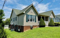 52 SUNSET BLVD, Staunton, VA 24401