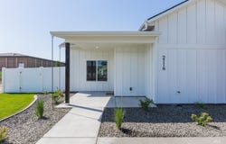 2116 Oxon St, Caldwell, ID 83605