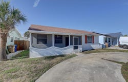 440 S BAYSHORE DRIVE, MADEIRA BEACH, FL 33708