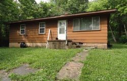 813 Main Street, Leslie, AR 72645