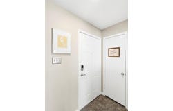 512 Eberhart Ln, Austin, TX 78745