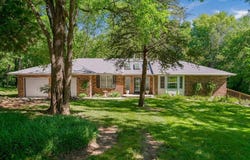 1100 Sycamore Ridge Drive, Lansing, KS 66043