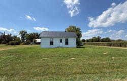 10401 Bennington Pike, Vevay, IN 47043