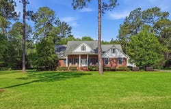 126 Elli Dr, Sylvester, GA 31791