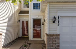1515 Yorkshire Lane, Shakopee, MN 55379