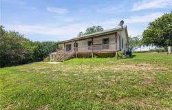 30904 Pressonville Road, Paola, KS 66071