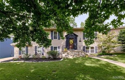 1005 Parkfield Terrace, Manchester, MO 63021
