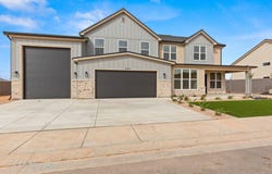 449 E Bramish Place, Washington, UT 84780