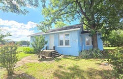 1105 E Walnut ST, Paris, AR 72855