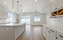 1356 Kalani Ct, West Richland, WA 99353