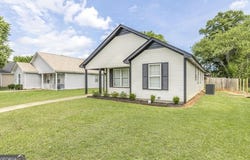 117 Kensington, Warner Robins, GA 31093