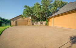 182 Lakeview Drive, Aledo, TX 76008