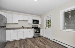 902 3rd Street, McHenry, IL 60050