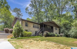 3536 VALLEY CIRCLE, VESTAVIA HILLS, AL 35243