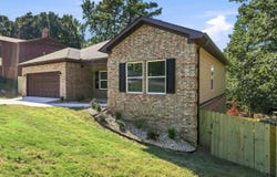 11 British Colonial .5 Drive, Little Rock, AR 72206