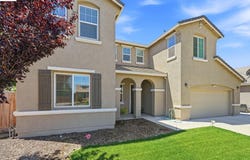 2126 Grapevine Dr, Livingston, CA 95334