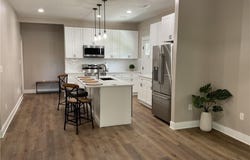 588 Richfield Road, Liberty, MO 64068