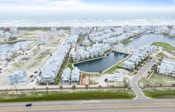 104 Sunnyside Ln, Port Aransas, TX 78373