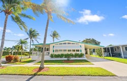 202 NW 52nd St, Deerfield Beach, FL 33064