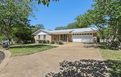 301 Cardinal LN, Cedar Park, TX 78613