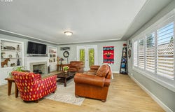355 RIVER LOOP 2, Eugene, OR 97404