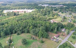 302 Lynn Ave, Laurens, SC 29360