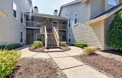 457 E Lake Circle, Chesapeake, VA 23322