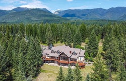 5868 Sinclair Creek Road, Eureka, MT 59917