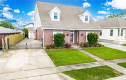 8336 SABRE Drive, Chalmette, LA 70043