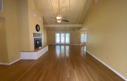 112 N Cherokee Street, Grove, OK 74344