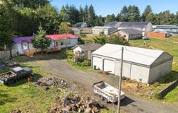 63234 SUNRISE Rd, CoosBay, OR 97420