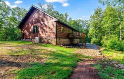 108 Red Hawk Trail, Ellijay, GA 30540