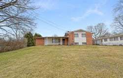 464 N Benton Street, Palatine, IL 60067
