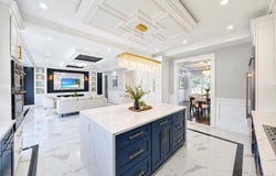 29 East Street, Hicksville, NY 11801