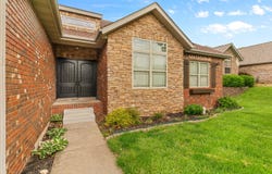 619 N Santa Monica Drive, Nixa, MO 65714