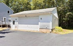 2 Oak Ridge Road, Kennebunkport, ME 04046