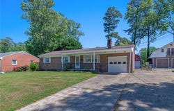 122 Gawain Drive, Newport News, VA 23602