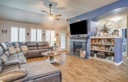 716 Yaupon Court, Burleson, TX 76028