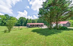 7201 Glade Creek Rd, Sparta, TN 38583