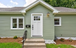 19 S St James Boulevard, Evansville, IN 47714