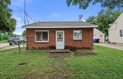 4524 17th St, Racine, WI 53405