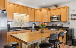 43 Cornwall Street, Portsmouth, NH 03801