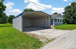 105 Helmuth, Wilsonville, IL 62093