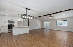 2558 W Village Lane, Springfield, MO 65807
