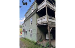13 Pine Street, Rockingham, VT 05101