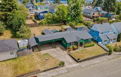 1531 MEADE ST, North Bend, OR 97459